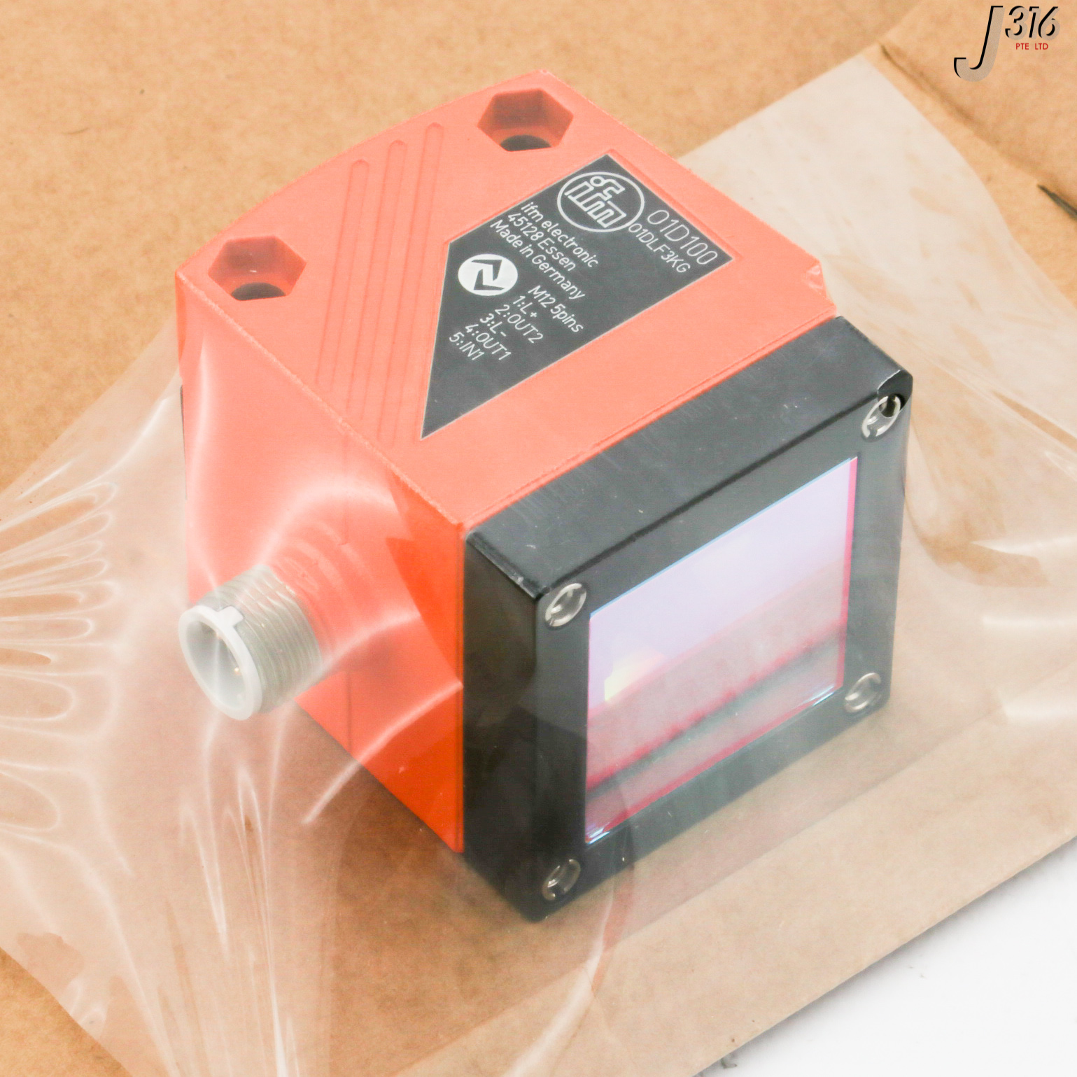 31543 IFM ELECTRONIC PHOTOELECTRIC DISTANCE SENSOR, O1DLF3KG (NEW